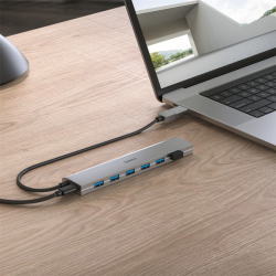 Hama USB hub, 7 portů, USB 3.2, 5 Gb/s, USB-C adaptér, síťový zdroj