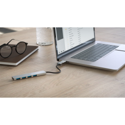 Hama USB hub, 4 porty, USB 3.2, 5 Gb/s, Ultra Slim, USB-C adaptér