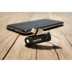 SanDisk iXpand Flash Drive Go 128 GB