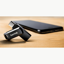 SanDisk Ultra Dual GO USB 128 GB Type-C