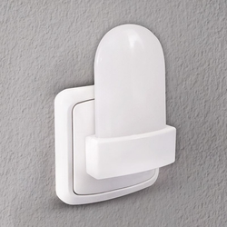 Solight Noční LED RGB světléko se světelným sensorem, volitelná barva světla, 230V 